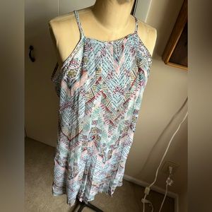 Pretty lightweight pleated dress size M